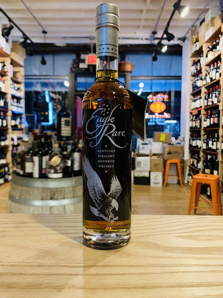 EAGLE RARE 10 YEAR OLD KENTUCKY STRAIGHT BOURBON WHISKEY