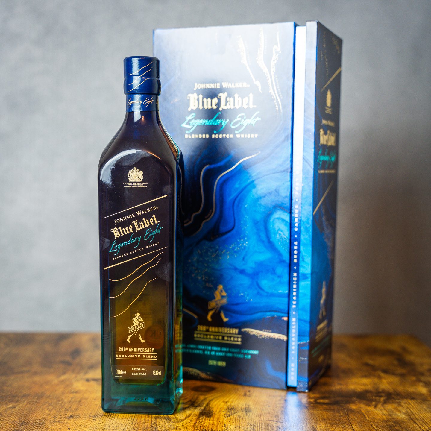 johnnie walker legendary eight, A rich and uniquely long and satisfying finish of smoke and pepper.